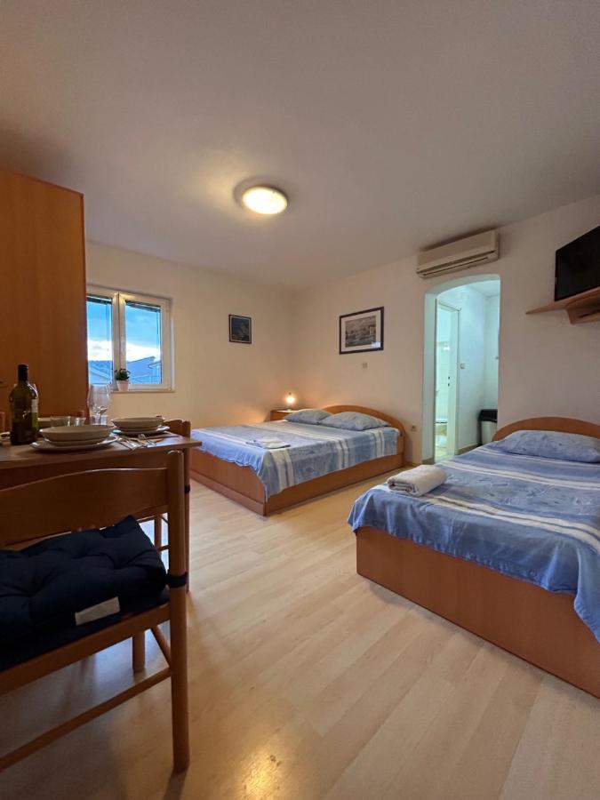 Apartment Alfirev Vodice Eksteriør bilde