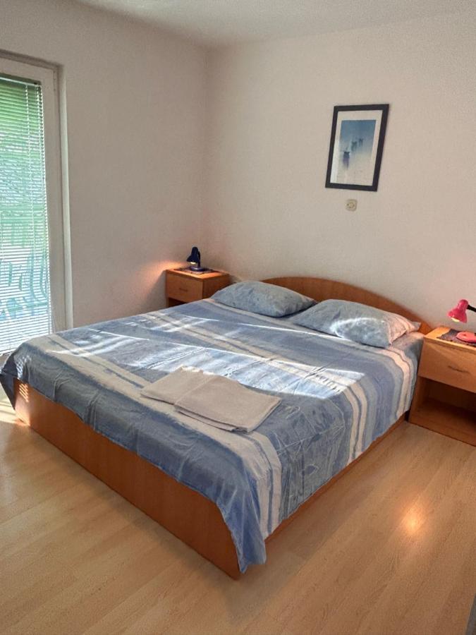 Apartment Alfirev Vodice Eksteriør bilde