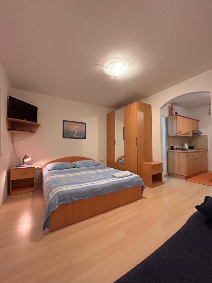 Apartment Alfirev Vodice Eksteriør bilde