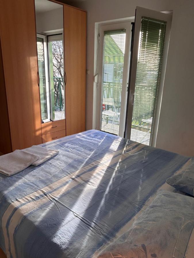 Apartment Alfirev Vodice Eksteriør bilde