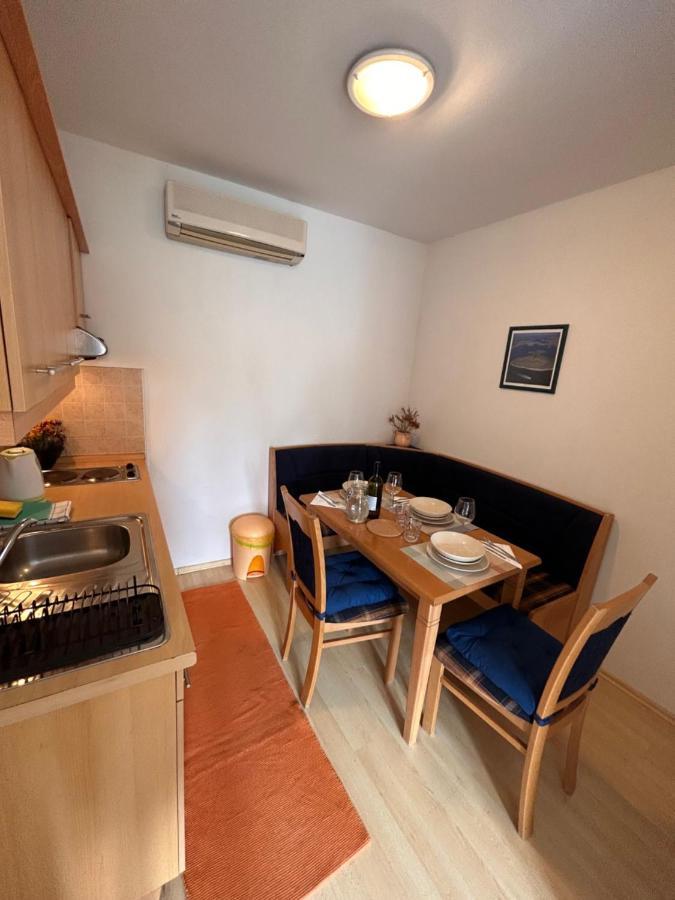 Apartment Alfirev Vodice Eksteriør bilde