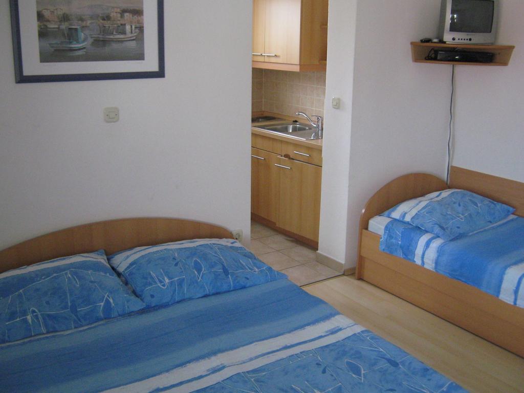 Apartment Alfirev Vodice Eksteriør bilde